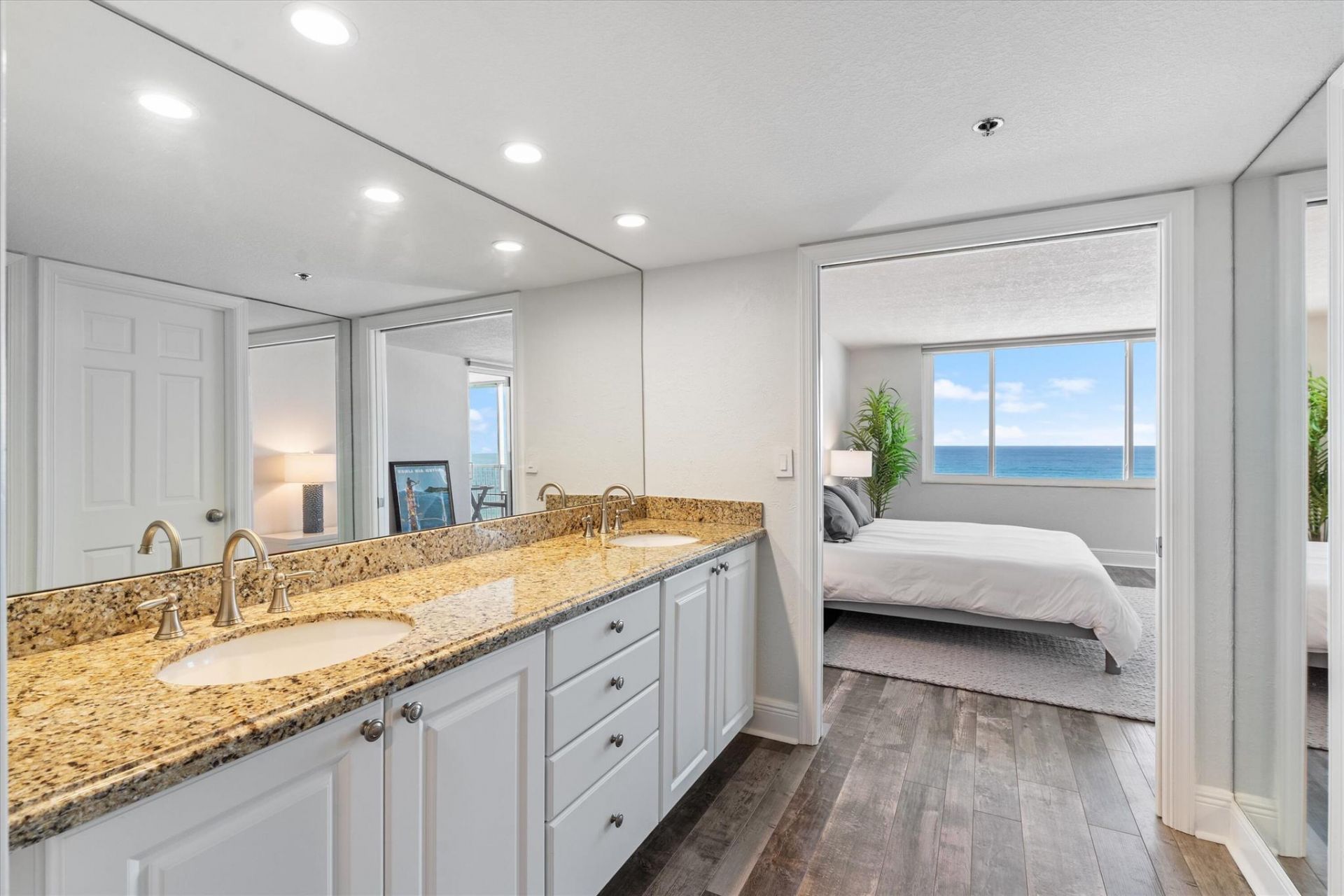 840 Ocean Drive, Unit 1104, Juno Beach, FL 33408 Photo