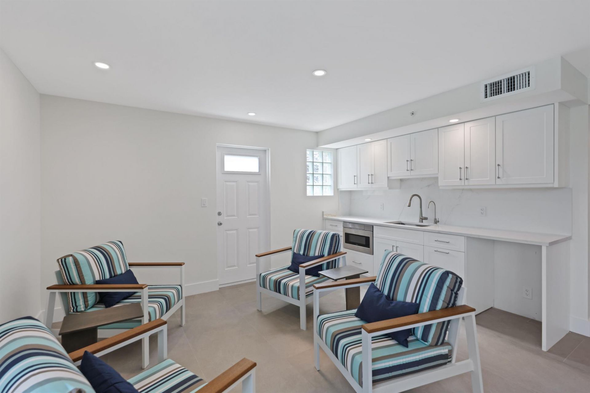 840 Ocean Drive, Unit 1104, Juno Beach, FL 33408 Photo