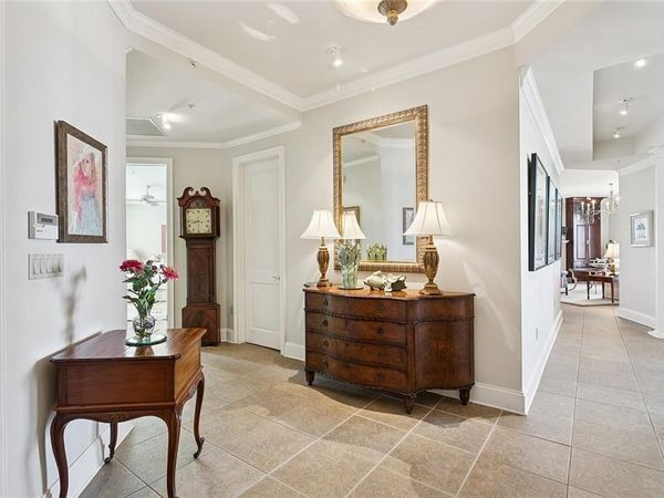 232 LAKE MARINA Avenue, Unit 5D, New Orleans, LA 70124