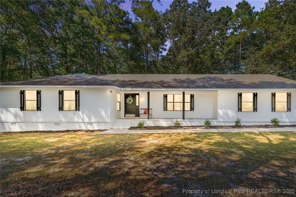 3209 Elms Thorpe Drive, Fayetteville, NC 28312 Main Photo