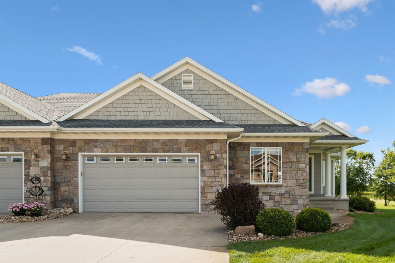 1771-17a Golf Course Blvd, Independence, IA 50644 Main Photo