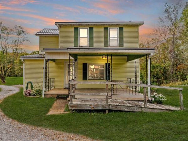 114 Post Office Road, Dilliner, PA 15327