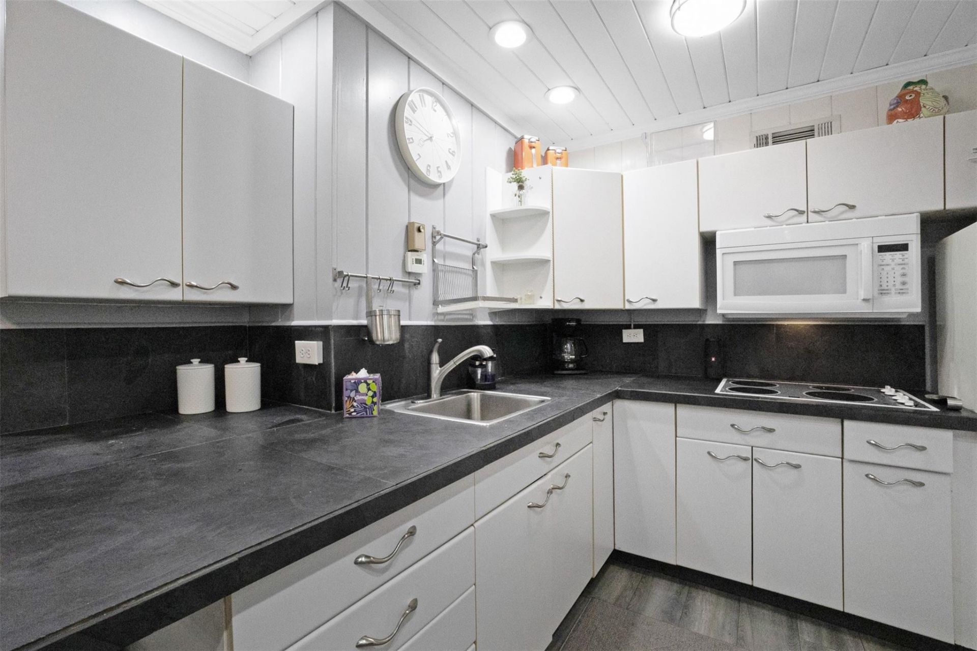 2091 SW 30th Terrace, Fort Lauderdale, FL 33312 Photo