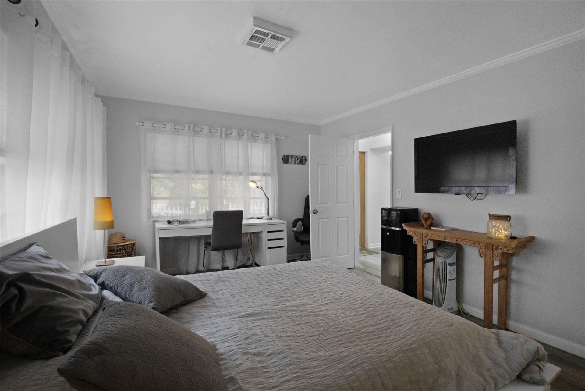 2091 SW 30th Terrace, Fort Lauderdale, FL 33312 Photo