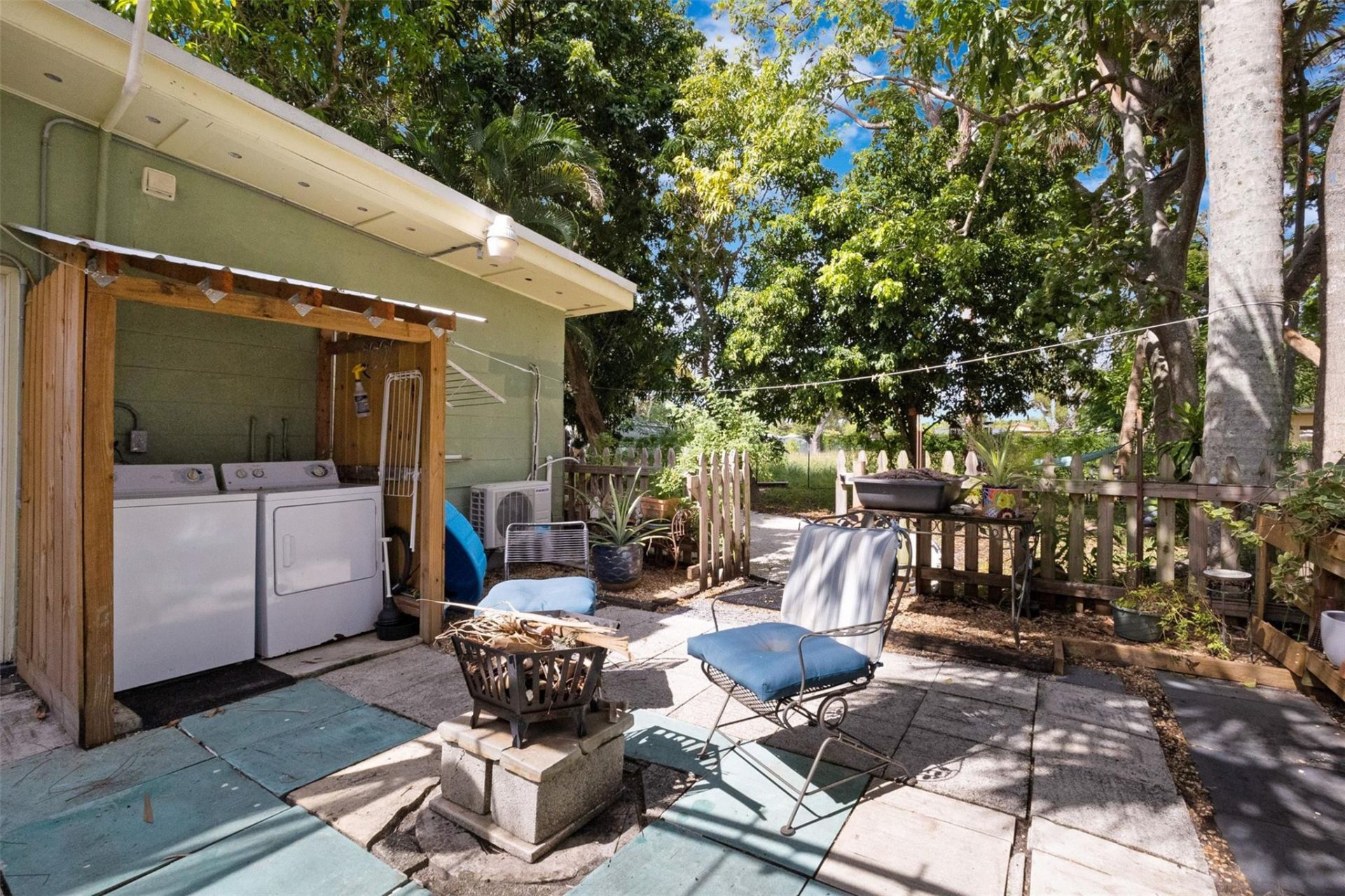 2091 SW 30th Terrace, Fort Lauderdale, FL 33312 Photo