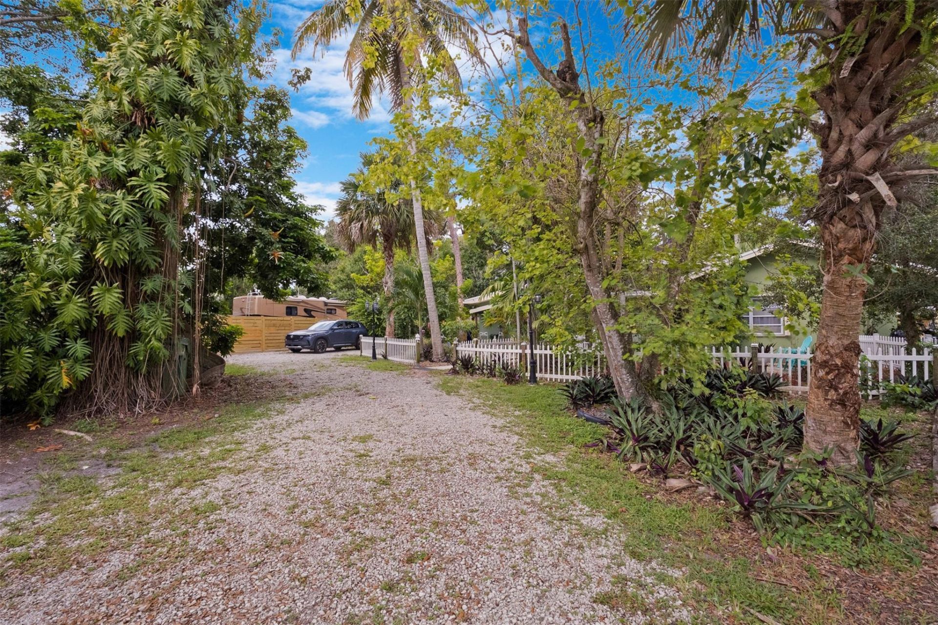 2091 SW 30th Terrace, Fort Lauderdale, FL 33312 Photo