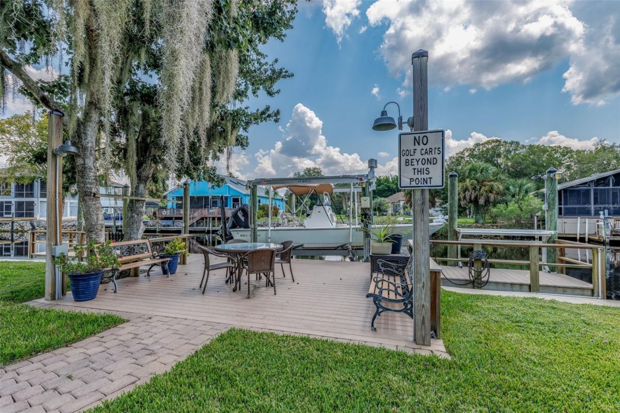 11456 W Clubview Drive, Homosassa, FL 34448 Photo