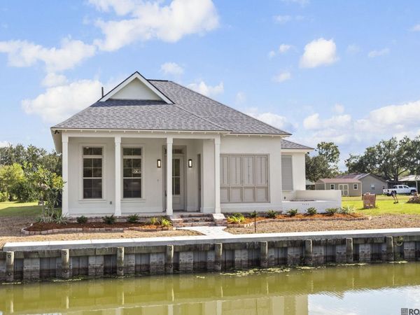 116 Pier 19 Dr, Pierre Part, LA 70339