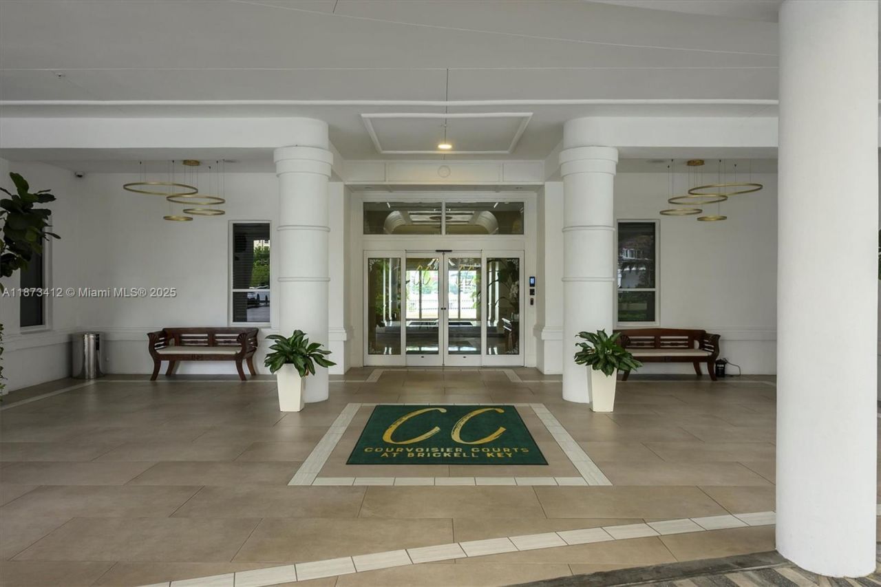 701 Brickell Key Blvd, Unit 1106, Miami, FL 33131 Photo