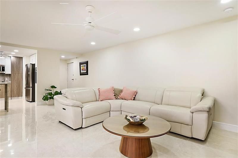 2800 N Ocean Dr, Unit B-9A, Singer Island, FL 33404 Photo