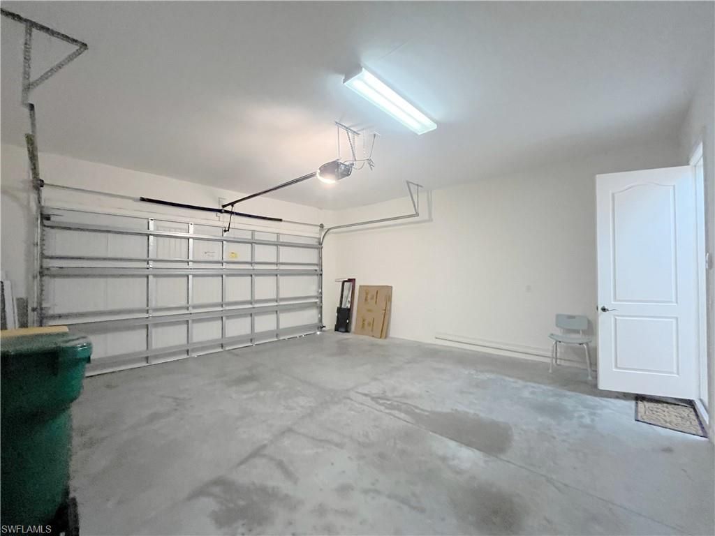 1366 Serrano Cir, Naples, FL 34105 Photo