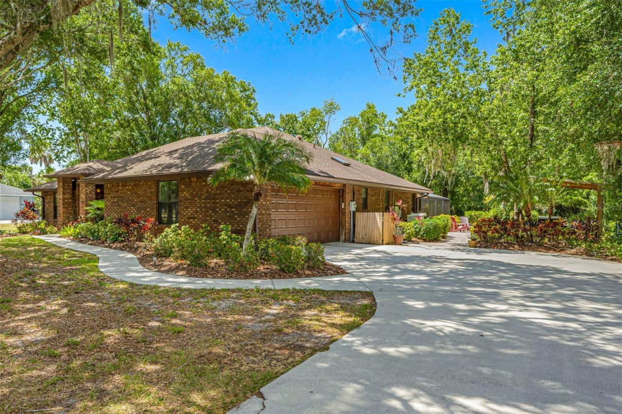 9206 65th Avenue E, Bradenton, FL 34202 Photo