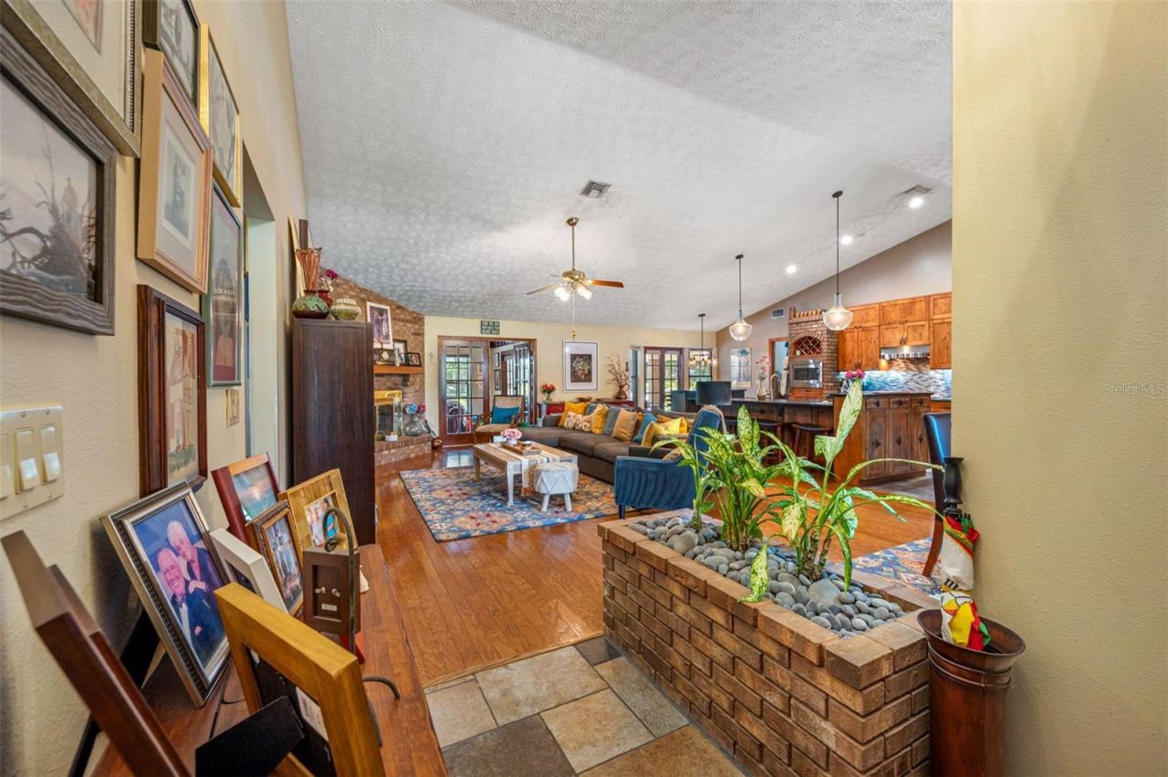 9206 65th Avenue E, Bradenton, FL 34202 Photo