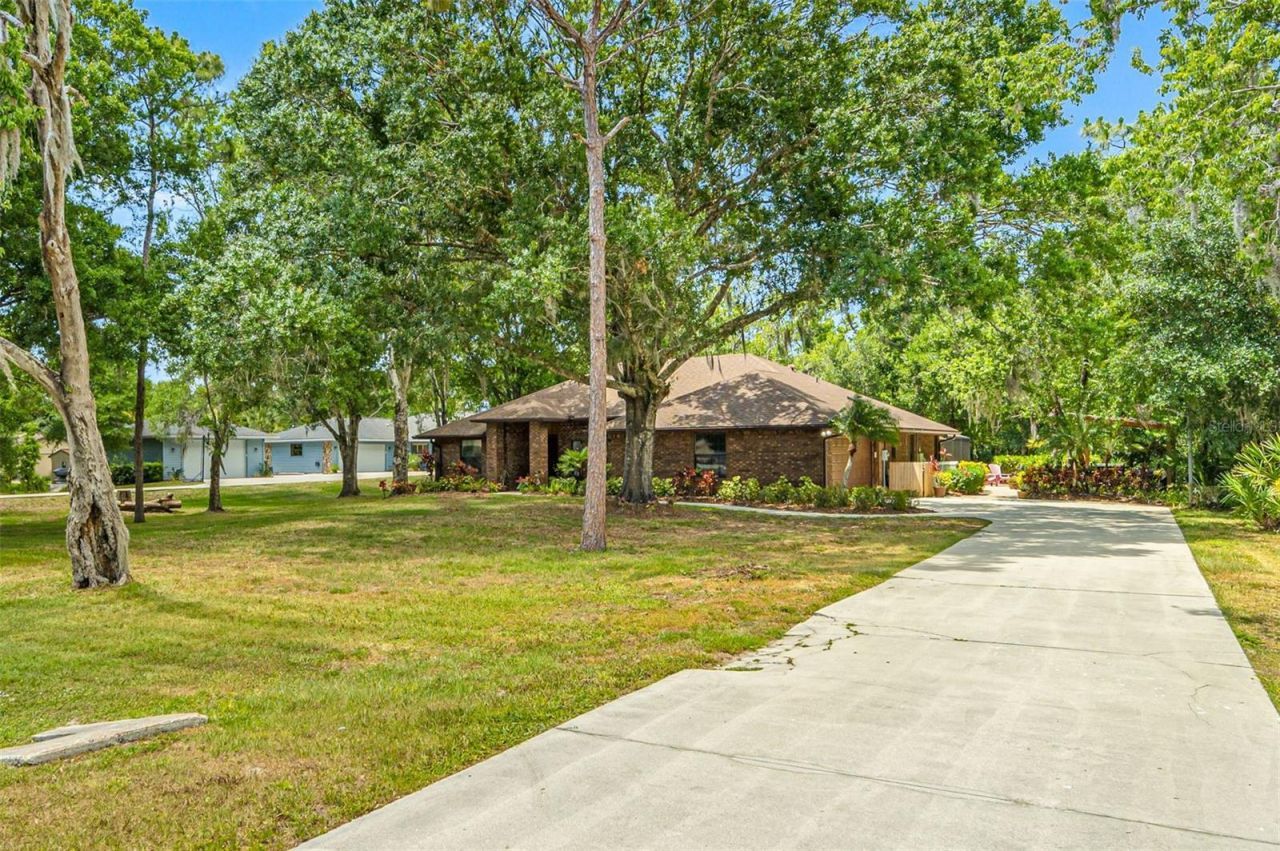 9206 65th Avenue E, Bradenton, FL 34202 Photo