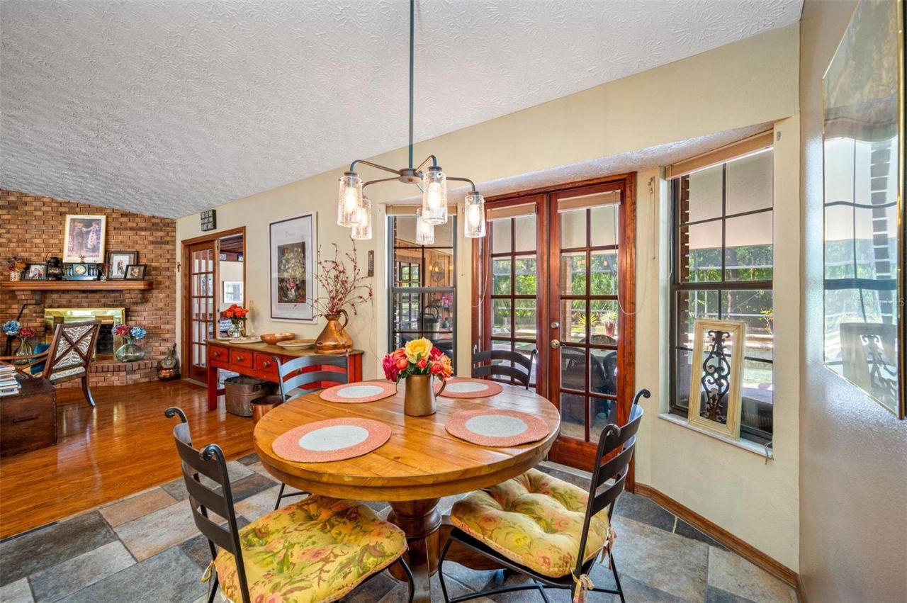 9206 65th Avenue E, Bradenton, FL 34202 Photo
