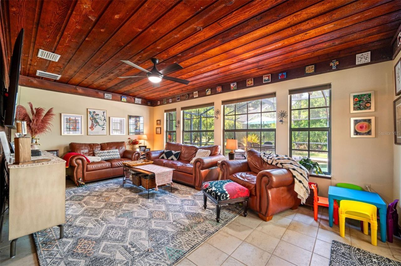 9206 65th Avenue E, Bradenton, FL 34202 Photo