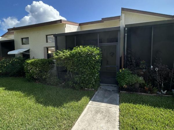1760 W Sanderling Lane, Unit 3, Fort Pierce, FL 34982
