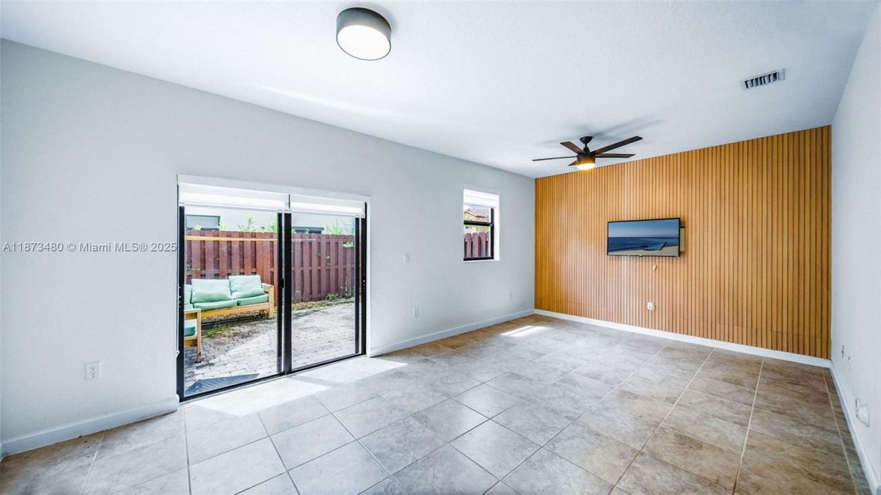 144 SE 34th Ave, Homestead, FL 33033 Photo