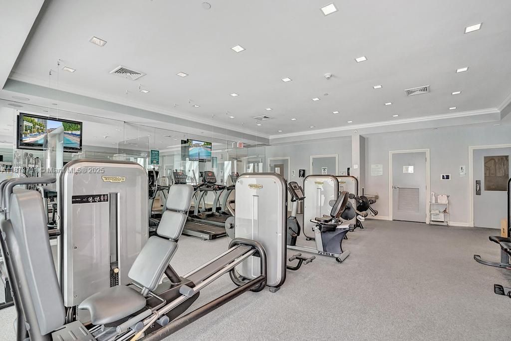 150 Sunny Isles Blvd, Unit 1-1606, Sunny Isles Beach, FL 33160 Photo