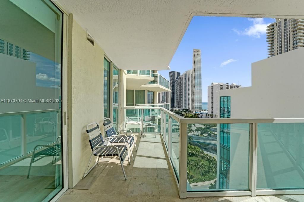 150 Sunny Isles Blvd, Unit 1-1606, Sunny Isles Beach, FL 33160 Photo