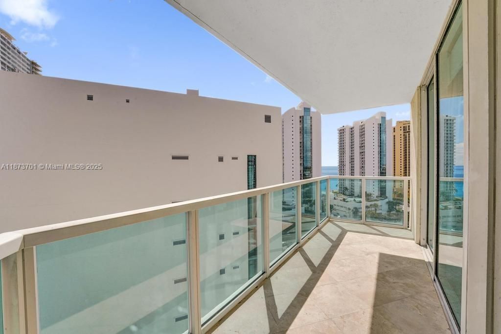 150 Sunny Isles Blvd, Unit 1-1606, Sunny Isles Beach, FL 33160 Photo