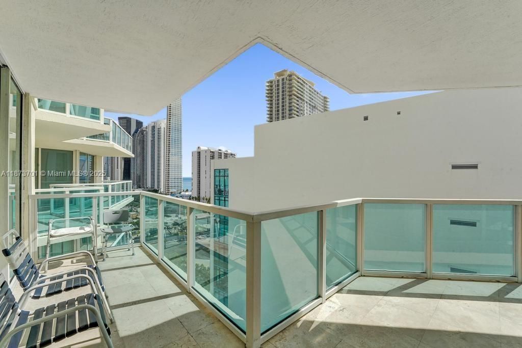 150 Sunny Isles Blvd, Unit 1-1606, Sunny Isles Beach, FL 33160 Photo