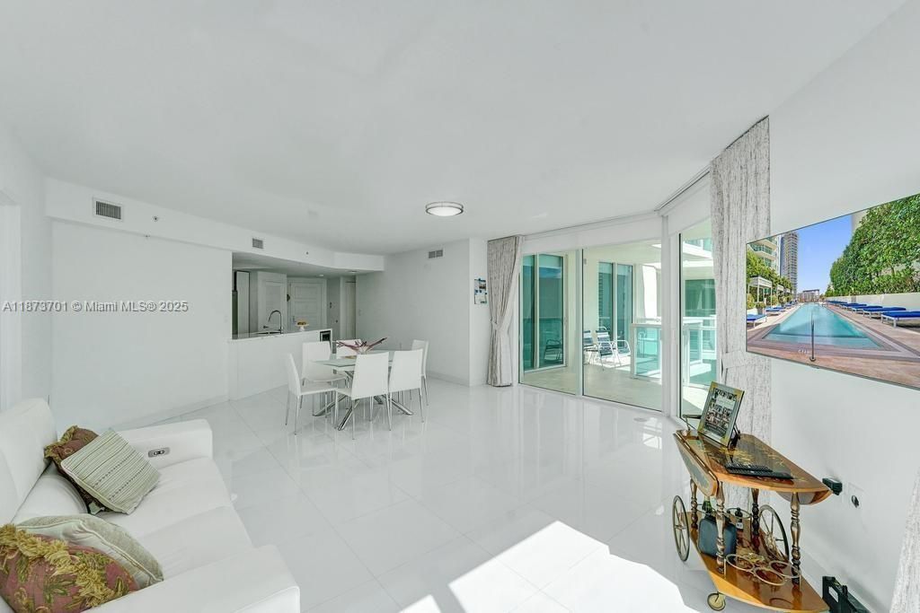 150 Sunny Isles Blvd, Unit 1-1606, Sunny Isles Beach, FL 33160 Photo