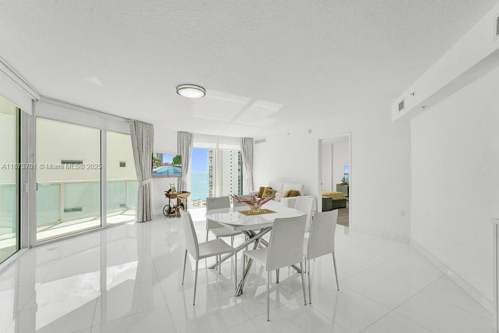 150 Sunny Isles Blvd, Unit 1-1606, Sunny Isles Beach, FL 33160 Photo