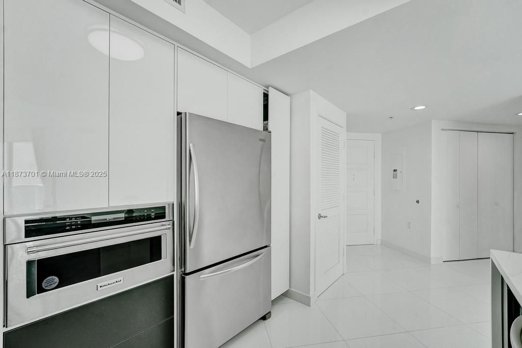 150 Sunny Isles Blvd, Unit 1-1606, Sunny Isles Beach, FL 33160 Photo