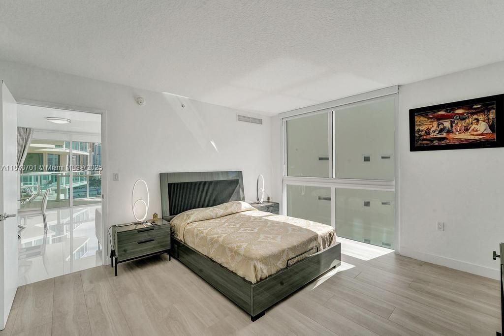 150 Sunny Isles Blvd, Unit 1-1606, Sunny Isles Beach, FL 33160 Photo