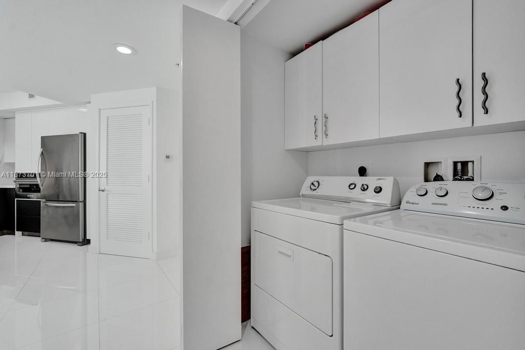 150 Sunny Isles Blvd, Unit 1-1606, Sunny Isles Beach, FL 33160 Photo