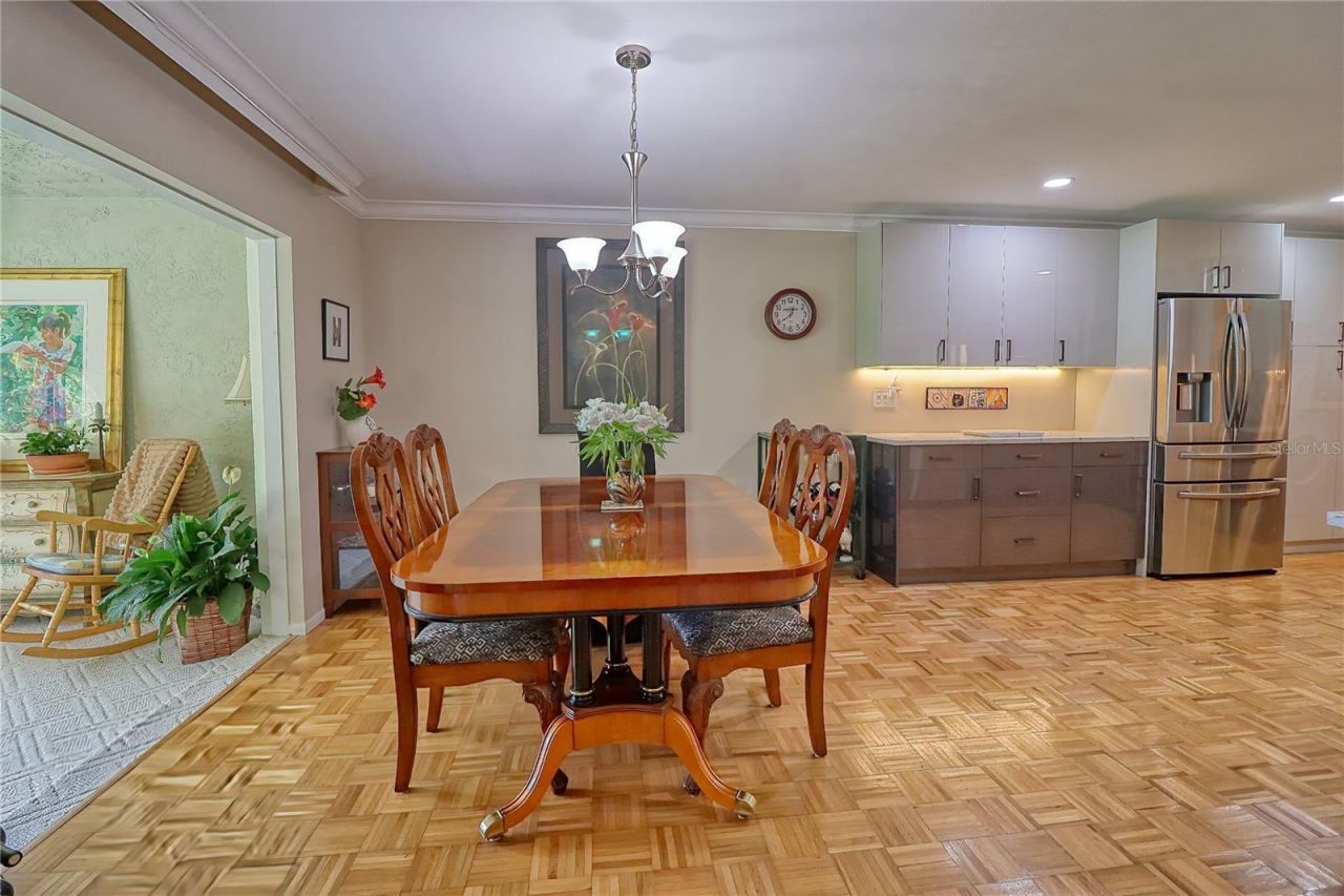 7149 Fairway Bend Circle, Sarasota, FL 34243 Photo