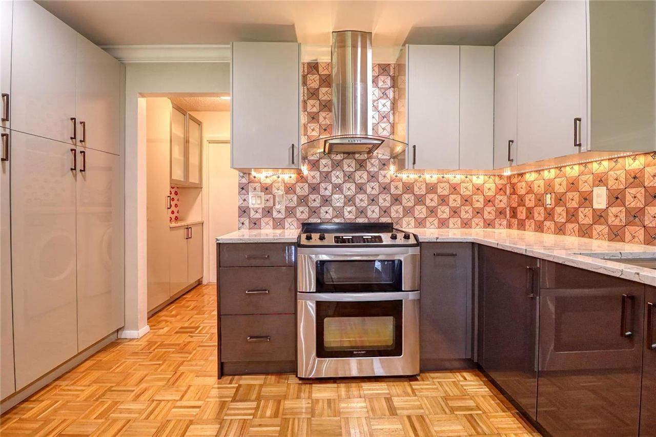 7149 Fairway Bend Circle, Sarasota, FL 34243 Photo