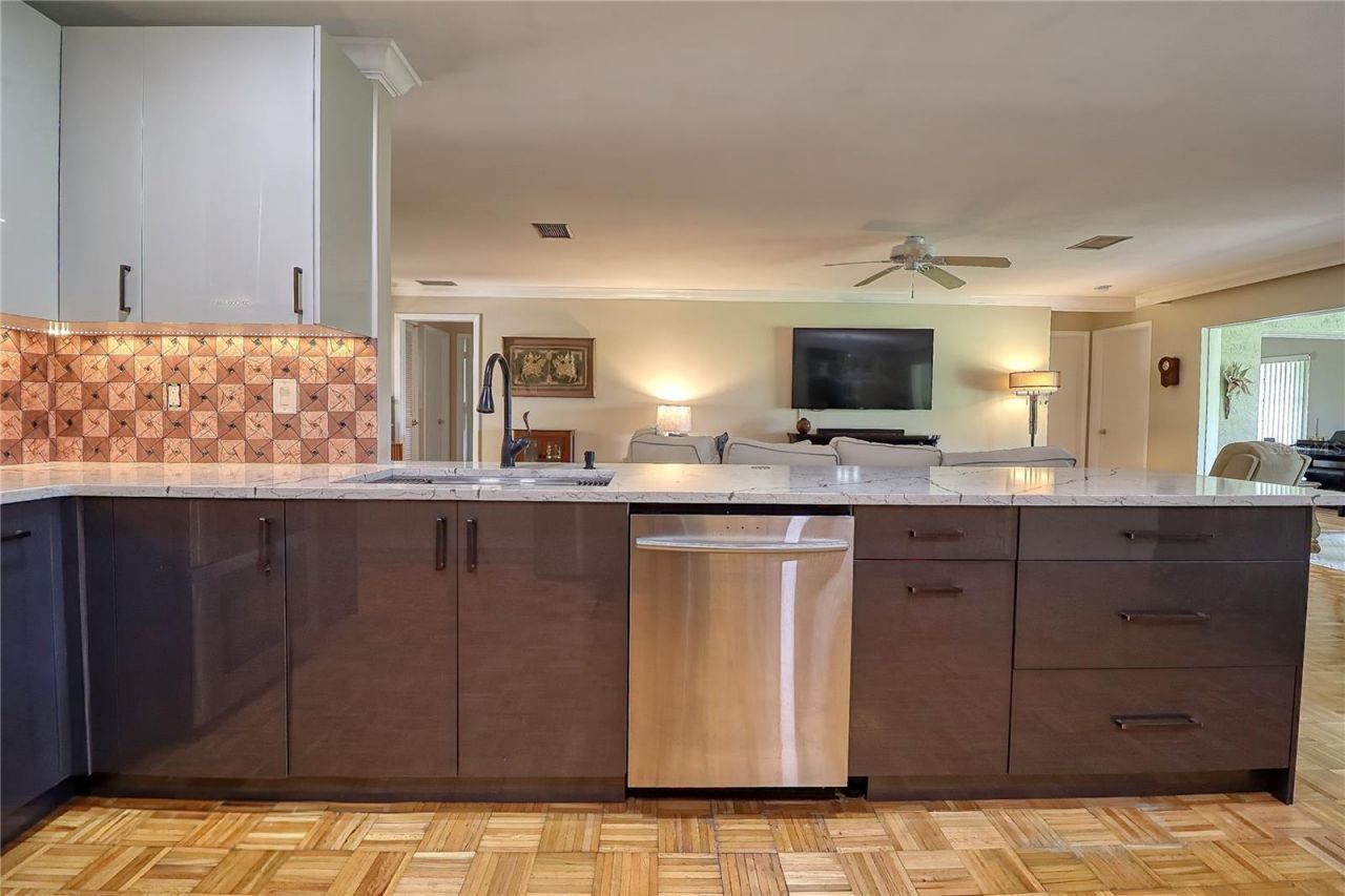 7149 Fairway Bend Circle, Sarasota, FL 34243 Photo