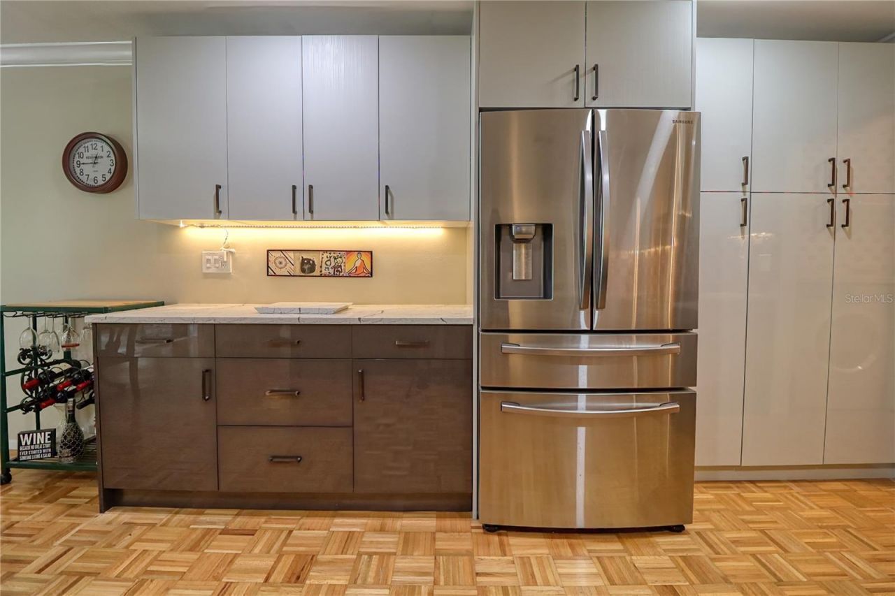 7149 Fairway Bend Circle, Sarasota, FL 34243 Photo