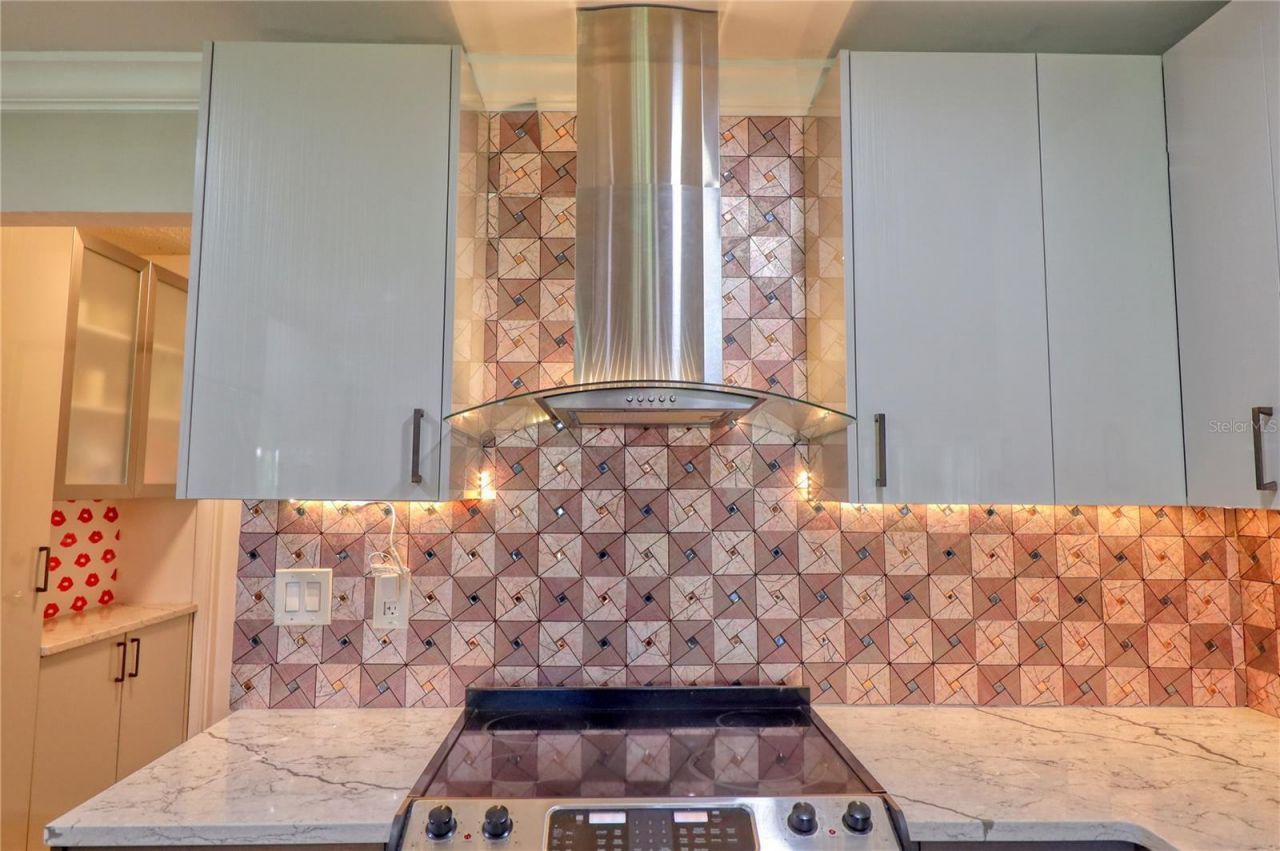 7149 Fairway Bend Circle, Sarasota, FL 34243 Photo