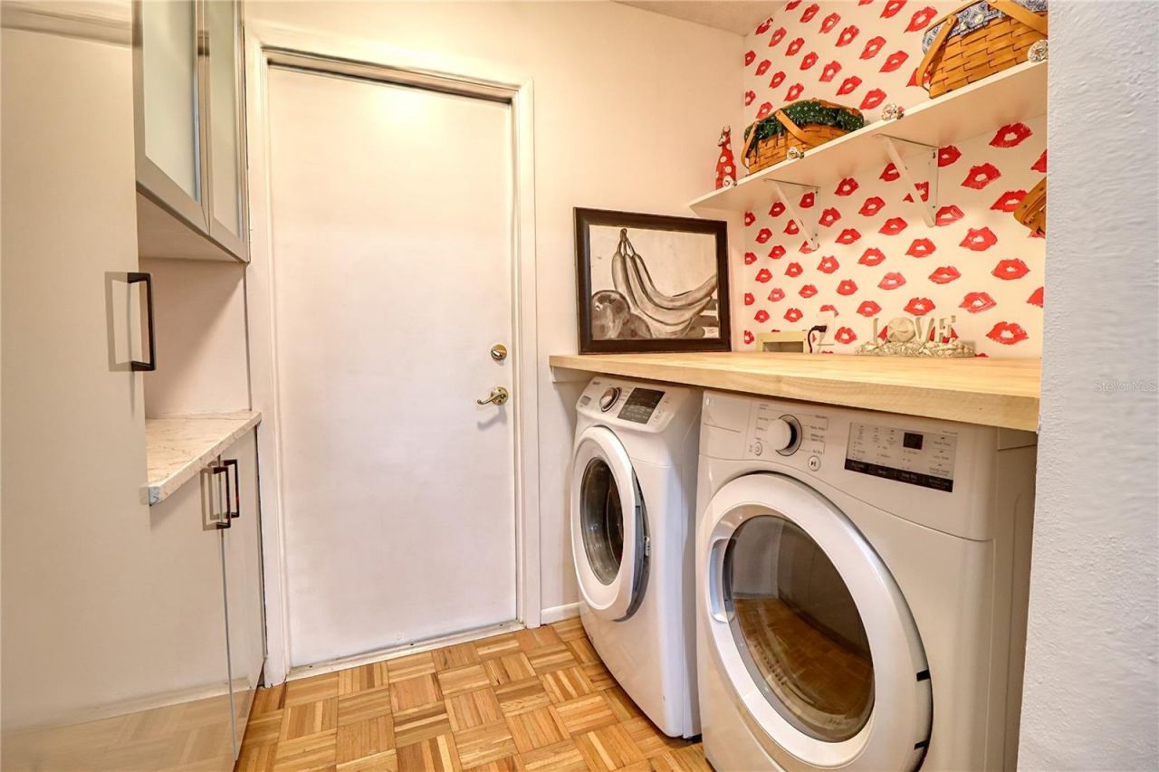 7149 Fairway Bend Circle, Sarasota, FL 34243 Photo