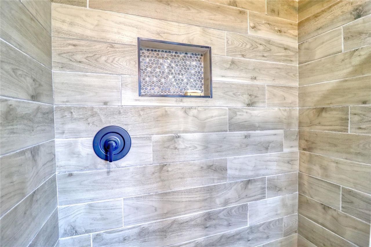 7149 Fairway Bend Circle, Sarasota, FL 34243 Photo