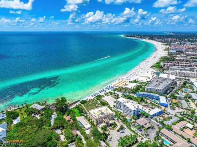 7149 Fairway Bend Circle, Sarasota, FL 34243 Photo