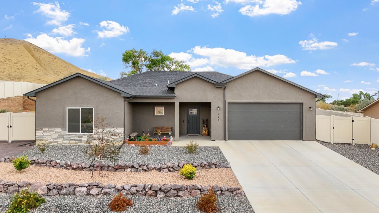 129 Rolling Hill Drive, Grand Junction, CO 81503 Main Photo