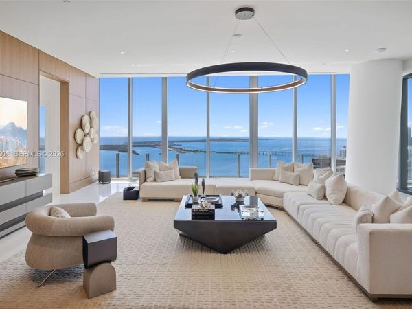 300 Biscayne Blvd Way, Unit PH6001, Miami, FL 33131