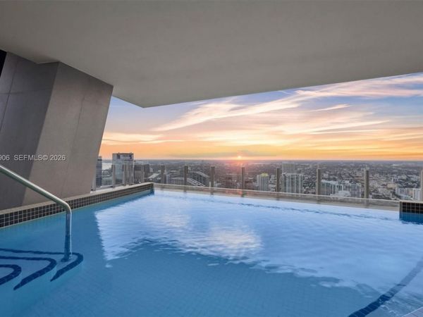 300 Biscayne Blvd Way, Unit PH6001, Miami, FL 33131
