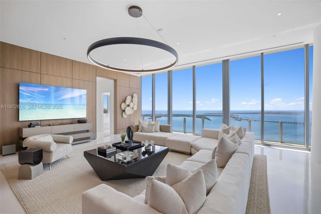 300 Biscayne Blvd Way, Unit PH6001, Miami, FL 33131 Photo