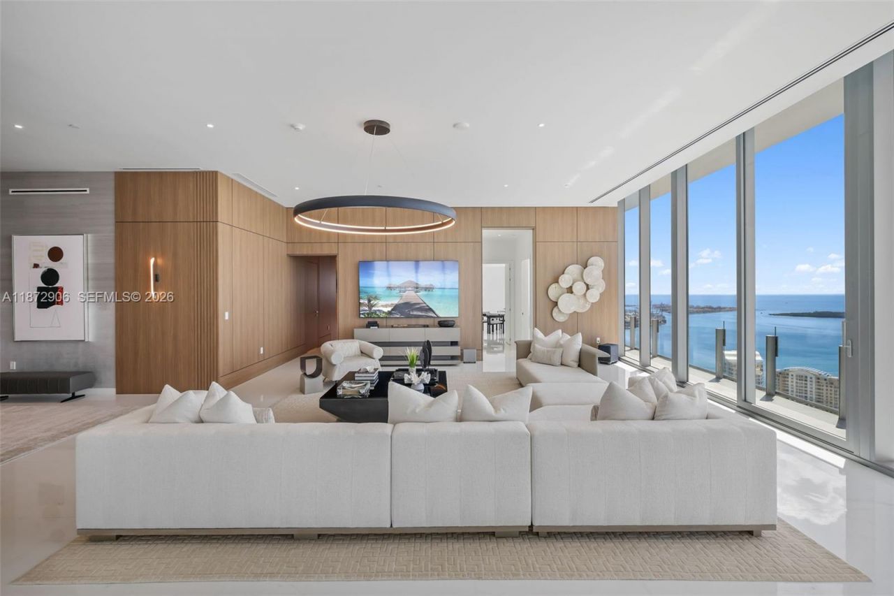 300 Biscayne Blvd Way, Unit PH6001, Miami, FL 33131 Photo