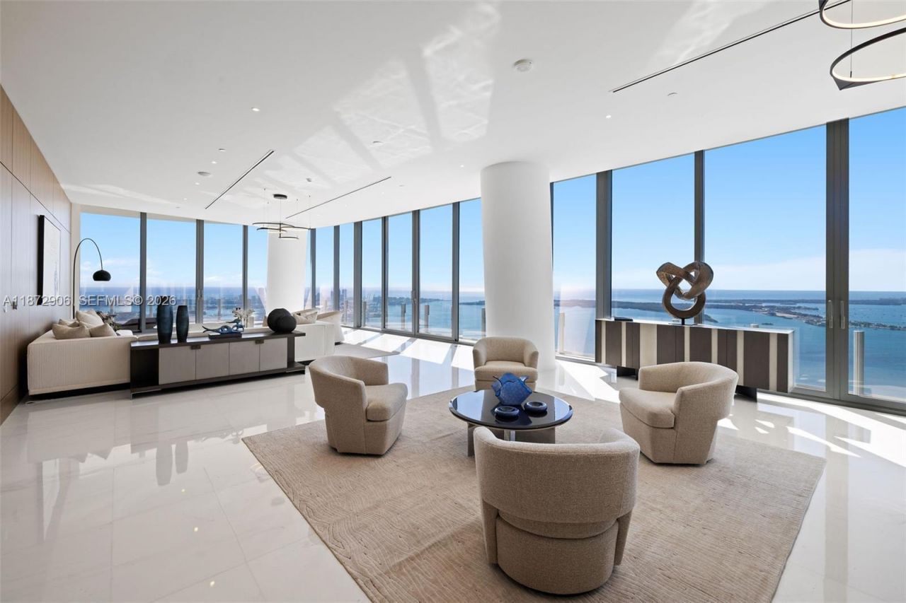 300 Biscayne Blvd Way, Unit PH6001, Miami, FL 33131 Photo