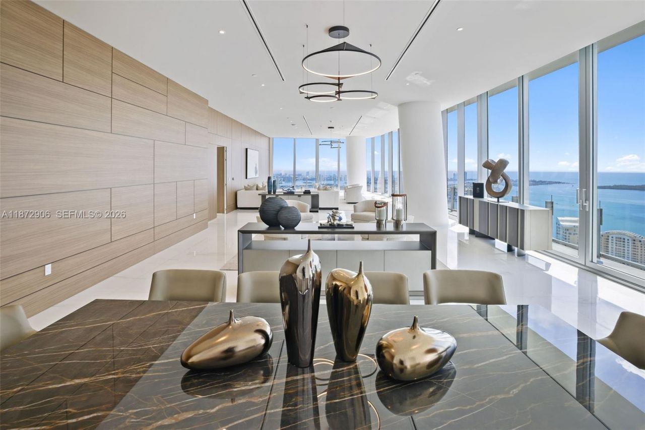 300 Biscayne Blvd Way, Unit PH6001, Miami, FL 33131 Photo