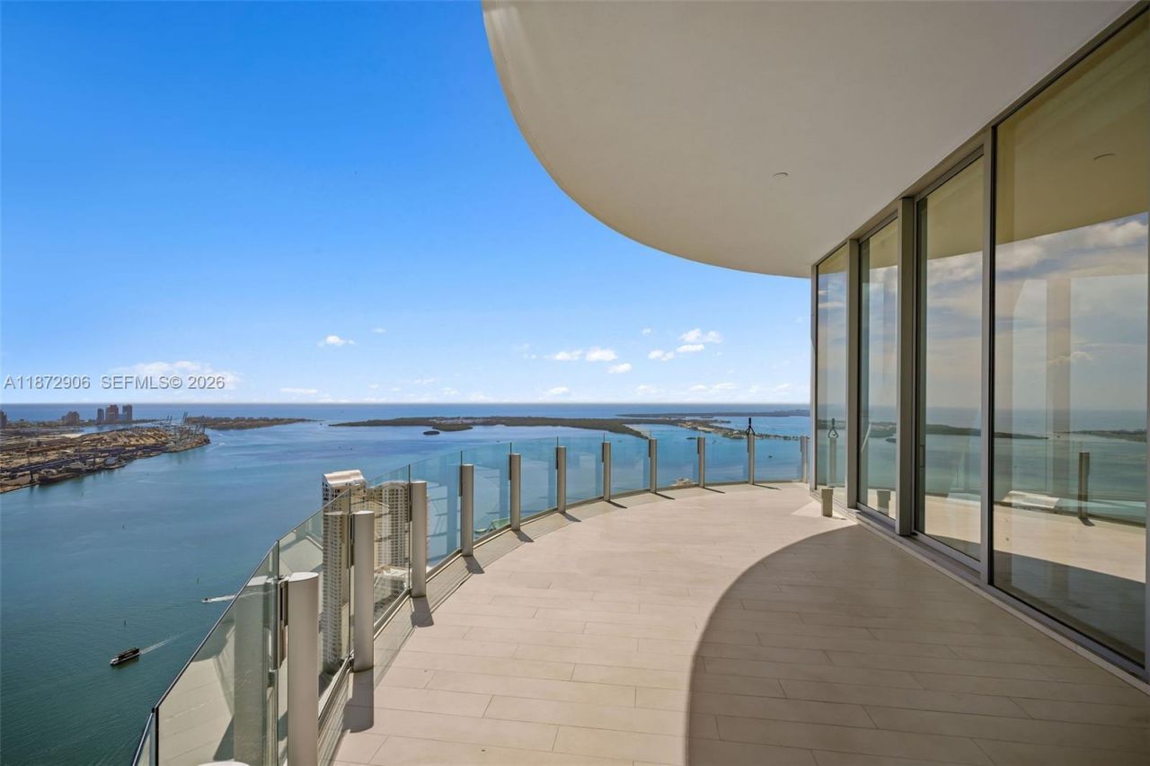 300 Biscayne Blvd Way, Unit PH6001, Miami, FL 33131 Photo