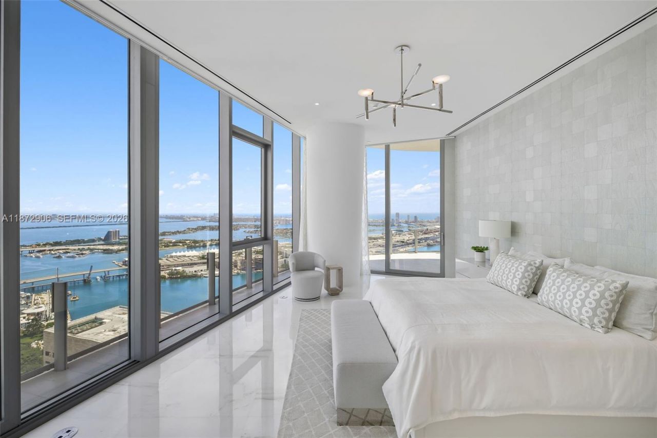 300 Biscayne Blvd Way, Unit PH6001, Miami, FL 33131 Photo