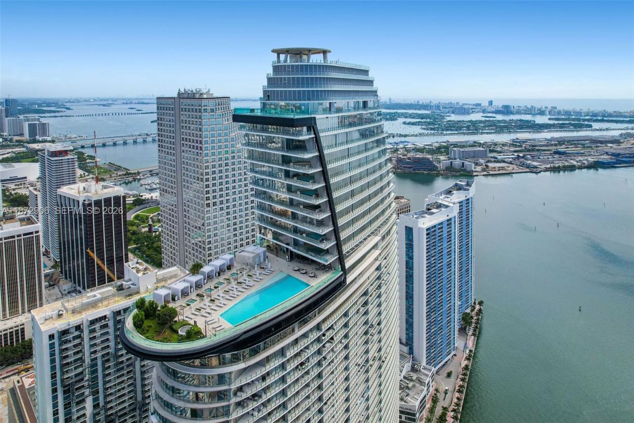 300 Biscayne Blvd Way, Unit PH6001, Miami, FL 33131 Photo