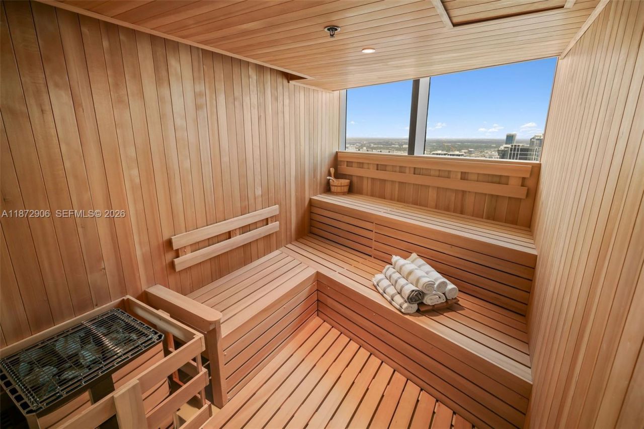 300 Biscayne Blvd Way, Unit PH6001, Miami, FL 33131 Photo